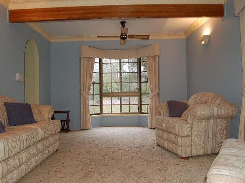 31 Aringa Cres, Karana Downs QLD 4306