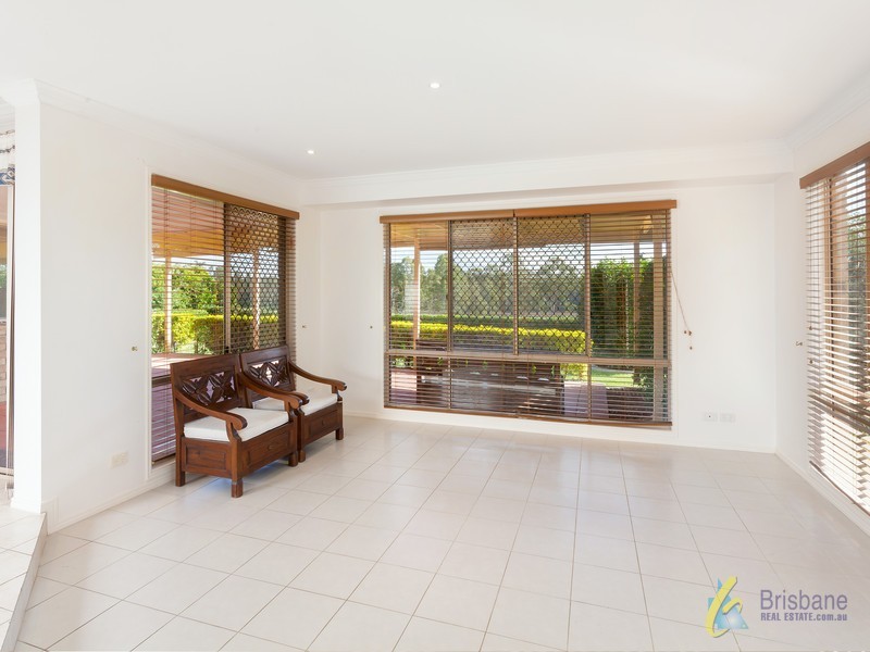 8 Kaputar Close, Riverhills QLD 4074
