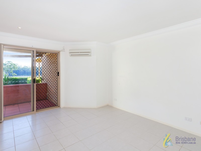 8 Kaputar Close, Riverhills QLD 4074