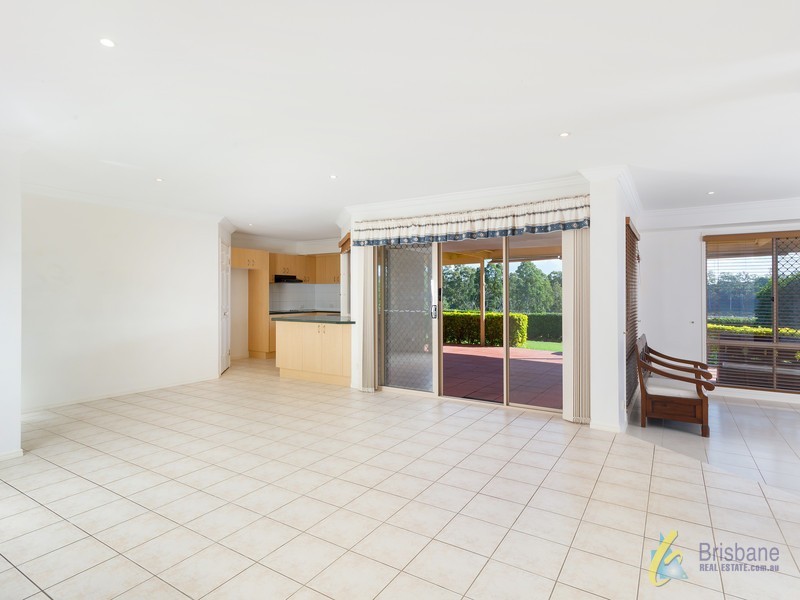 8 Kaputar Close, Riverhills QLD 4074