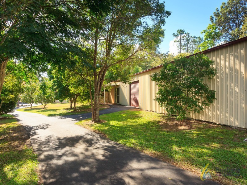 303 Pinjarra Road, Pinjarra Hills QLD 4069