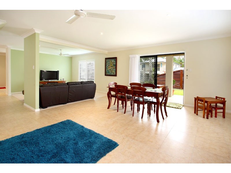 87 Bozzato Place, Kenmore QLD 4069