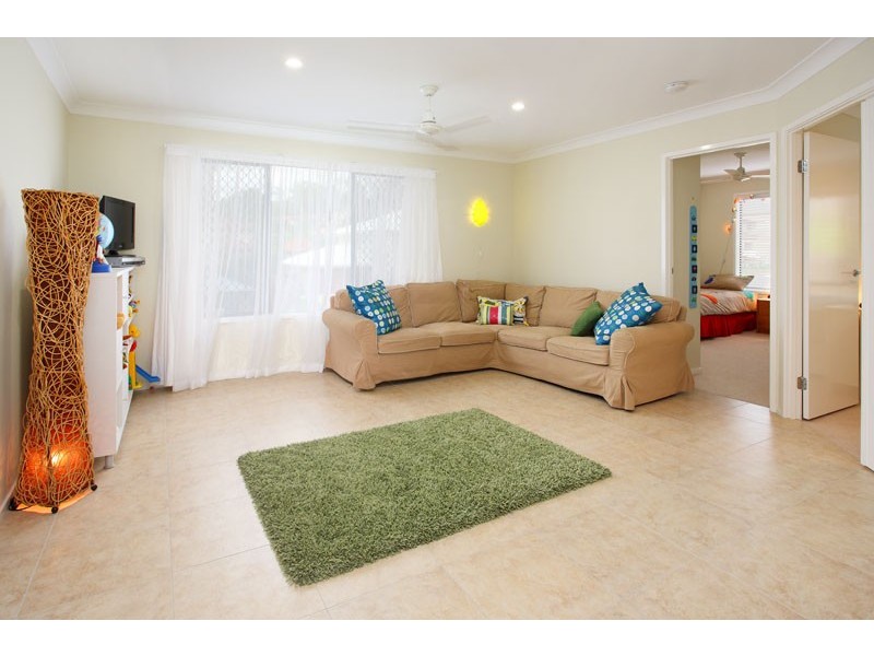 87 Bozzato Place, Kenmore QLD 4069
