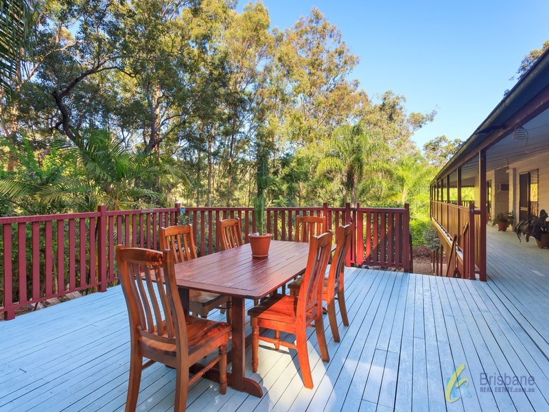 68 Pacey Rd, Upper Brookfield QLD 4069