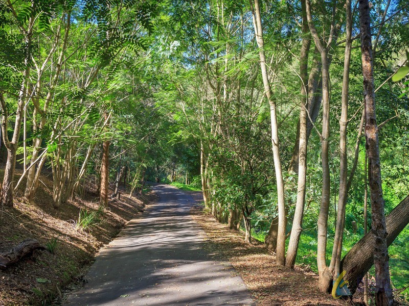 68 Pacey Rd, Upper Brookfield QLD 4069