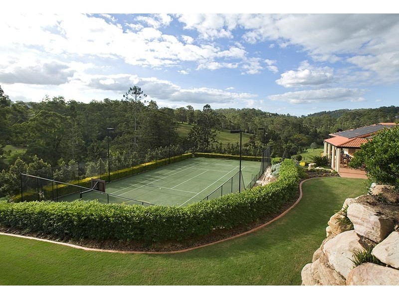 421 Grandview Road, Pullenvale QLD 4069
