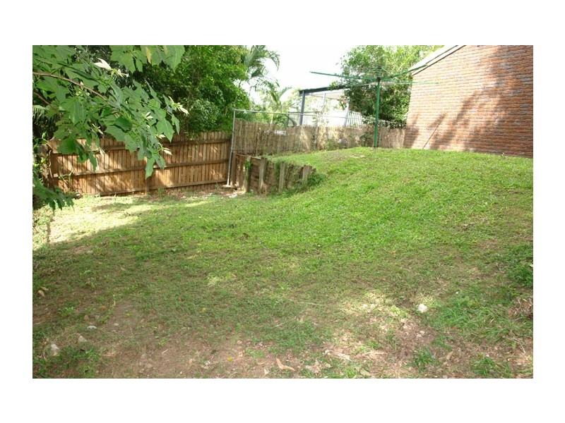 5 Ootana Street, Chapel Hill QLD 4069