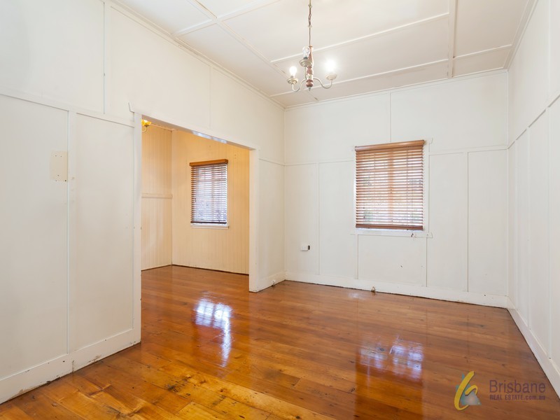 13 Rakeevan Rd, Graceville QLD 4075