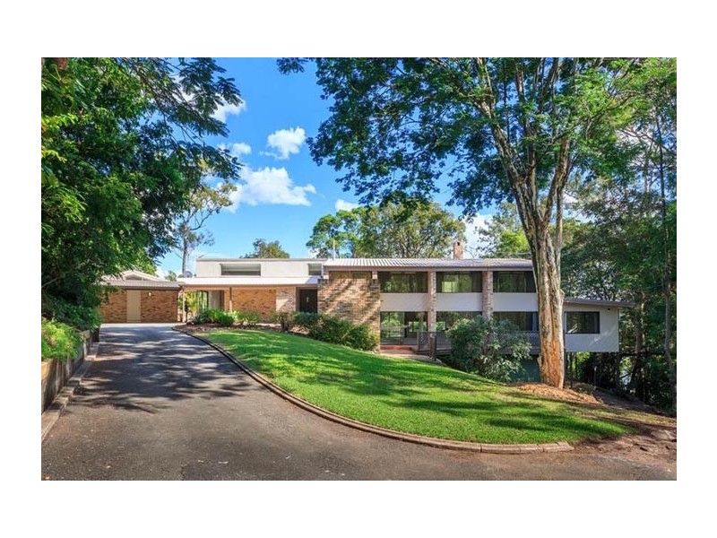 15 Vidgen Lane, Kenmore QLD 4069