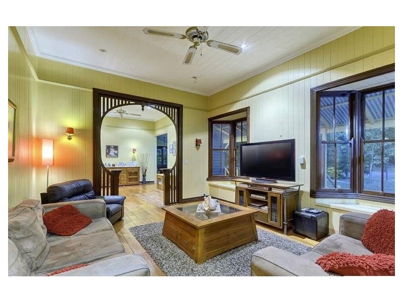 571 Jesmond Rd, Fig Tree Pocket QLD 4069