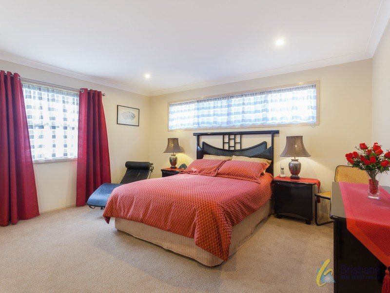 86 Gordon Cct, Seventeen Mile Rocks QLD 4073