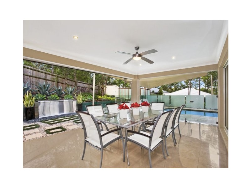 86 Gordon Cct, Seventeen Mile Rocks QLD 4073