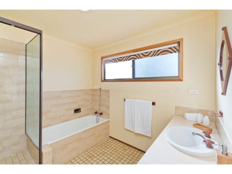 27 Tanglewood St, Middle Park QLD 4074