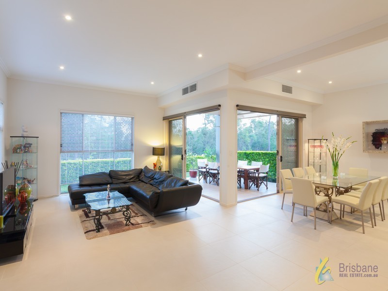 Sinnamon Park QLD 4073