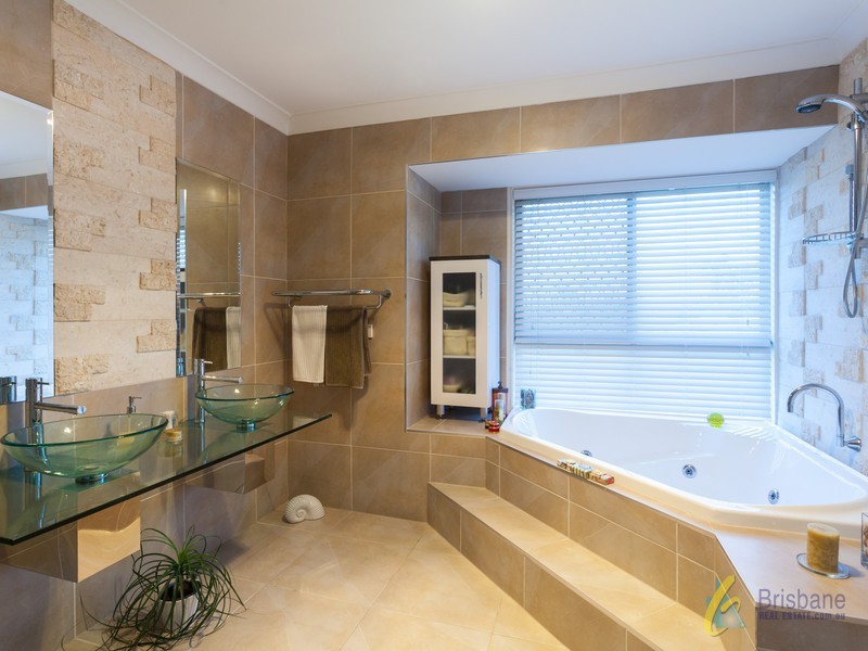 Sinnamon Park QLD 4073