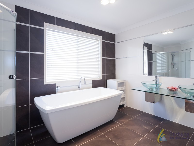 Sinnamon Park QLD 4073