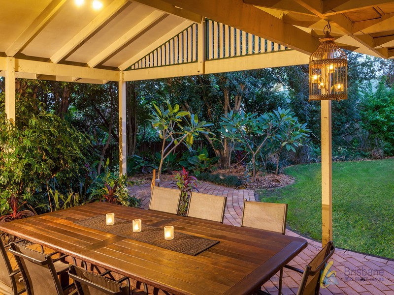 5 Olley Court, Brookfield QLD 4069