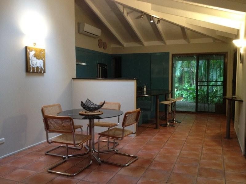 73 Chapel Hill Road, Chapel Hill QLD 4069