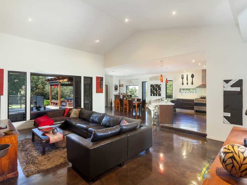 27 Leila Place, Pullenvale QLD 4069