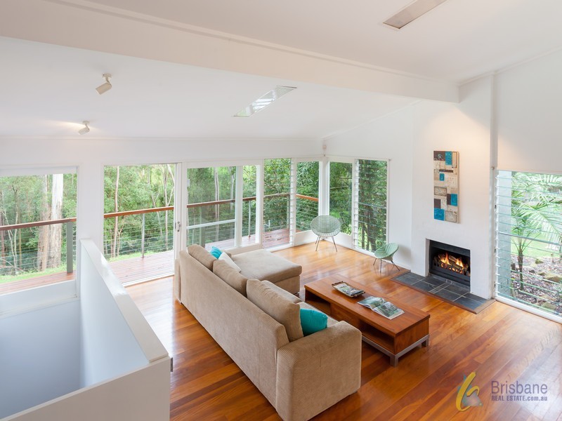 44 Greentrees Avenue, Kenmore Hills QLD 4069