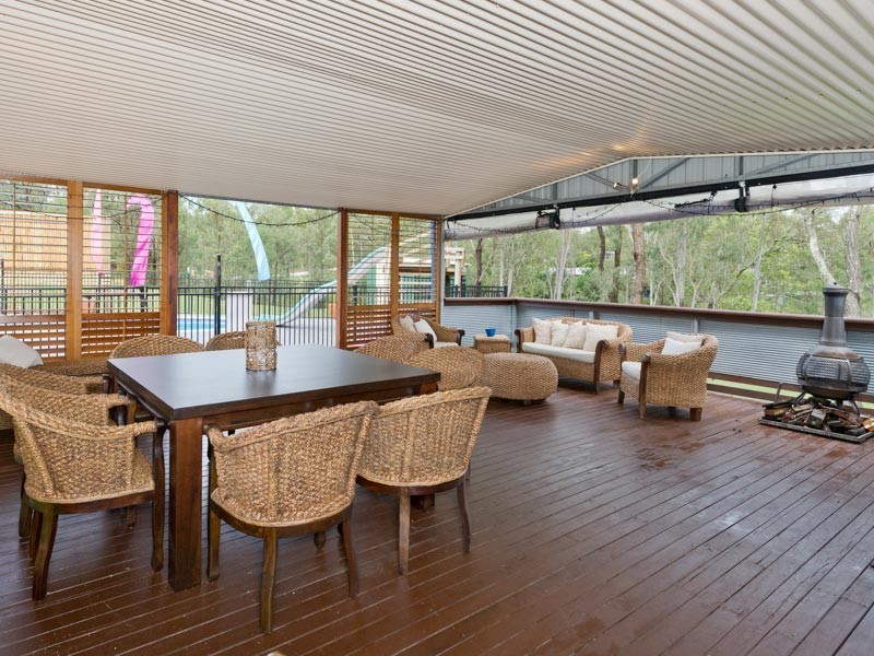 7 Sanson Place, Mount Crosby QLD 4306