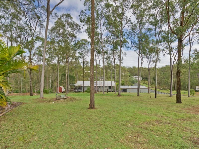 7 Sanson Place, Mount Crosby QLD 4306