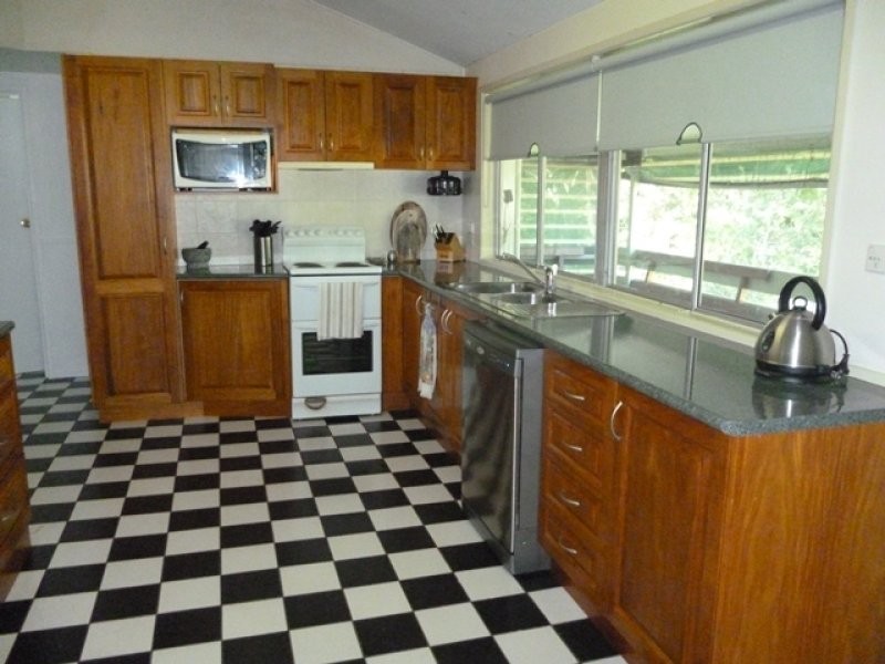 3 Hinton St, Goodna QLD 4300