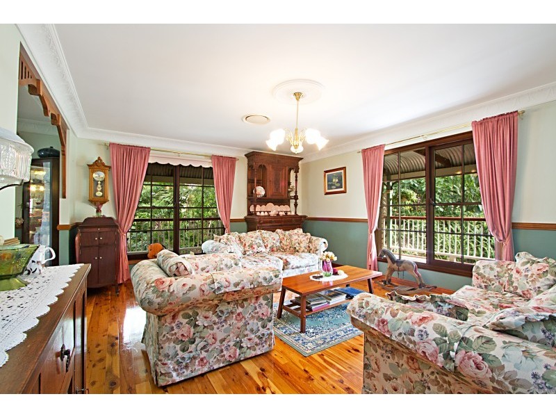 1047 Mount Crosby Rd, Karana Downs QLD 4306