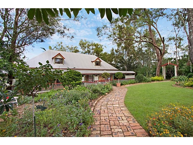 1047 Mount Crosby Rd, Karana Downs QLD 4306