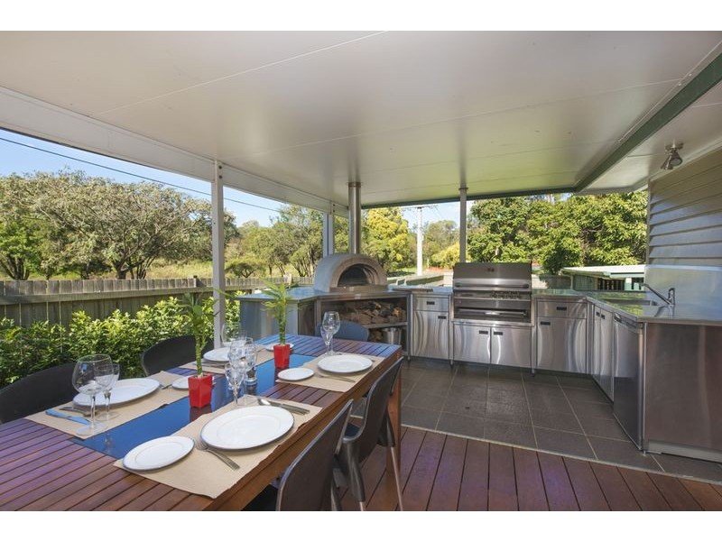 39 Market Street North, Indooroopilly QLD 4068