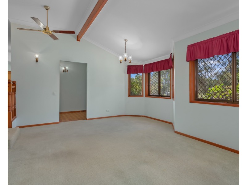 59 Sugarwood Road, Bellbowrie QLD 4070