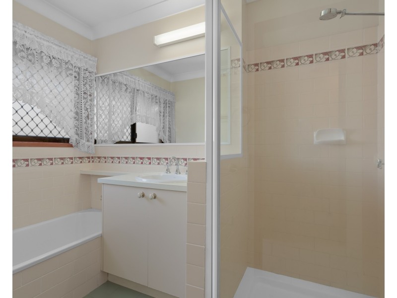 59 Sugarwood Road, Bellbowrie QLD 4070