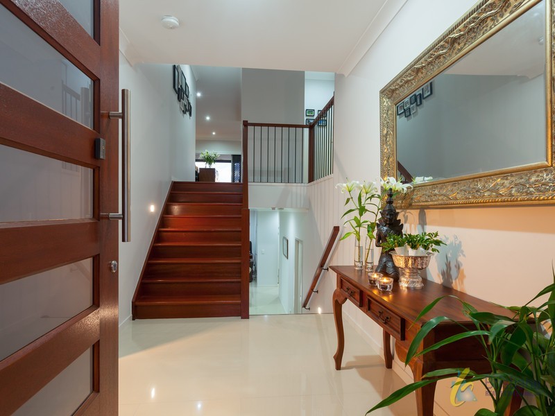 13 Casuarina Street, Seventeen Mile Rocks QLD 4073