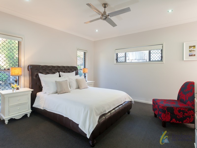 13 Casuarina Street, Seventeen Mile Rocks QLD 4073