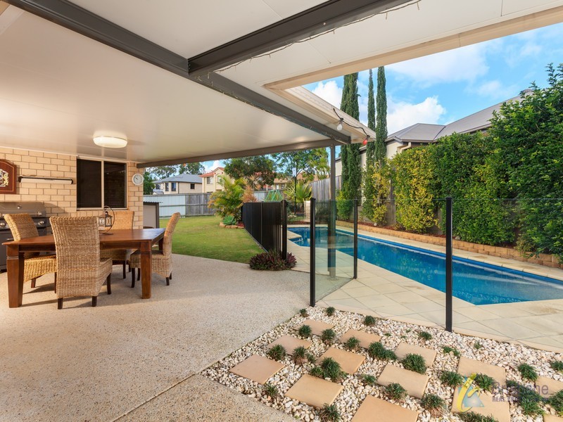 86 Sanctuary Drive, Forest Lake QLD 4078