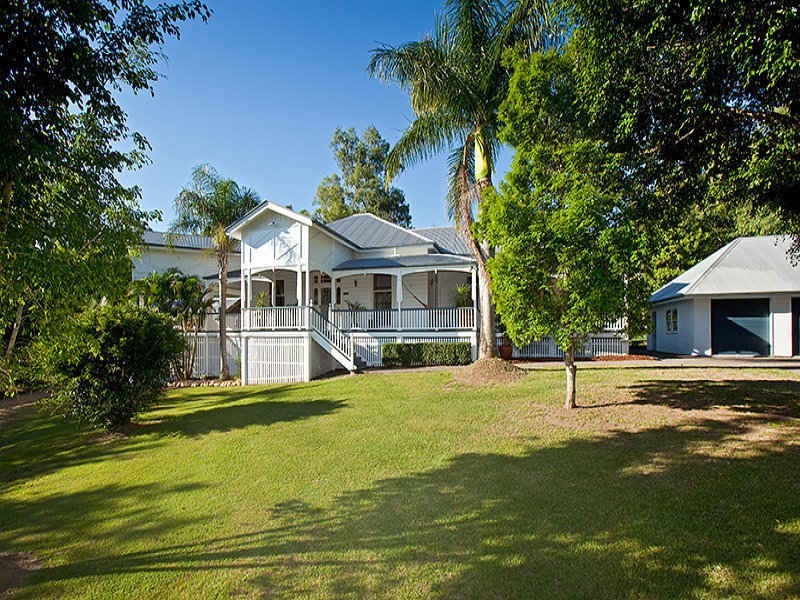 137 Lather Road, Bellbowrie QLD 4070