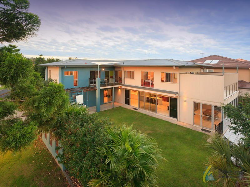 51 Burdekin Dr, Sinnamon Park QLD 4073
