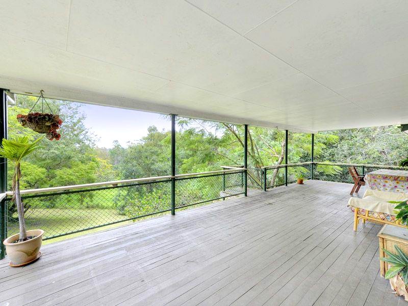 6 Royston Street, Brookfield QLD 4069