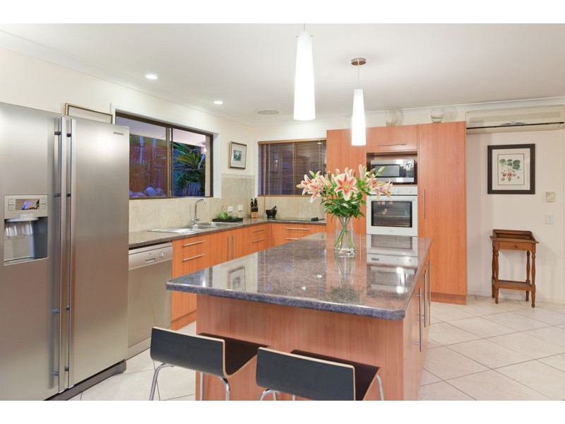 82 Creekside Street, Kenmore Hills QLD 4069