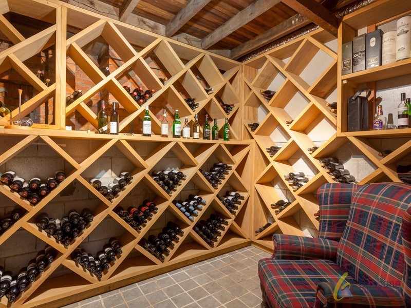 183 Hawken Drive, St Lucia QLD 4067