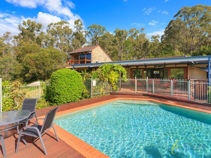 103 Pinjarra Road, Pinjarra Hills QLD 4069