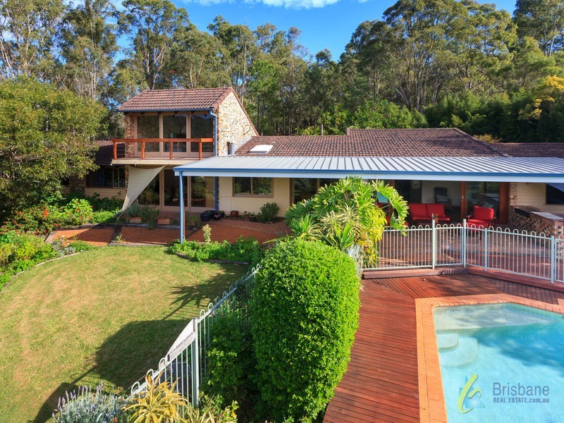 103 Pinjarra Road, Pinjarra Hills QLD 4069