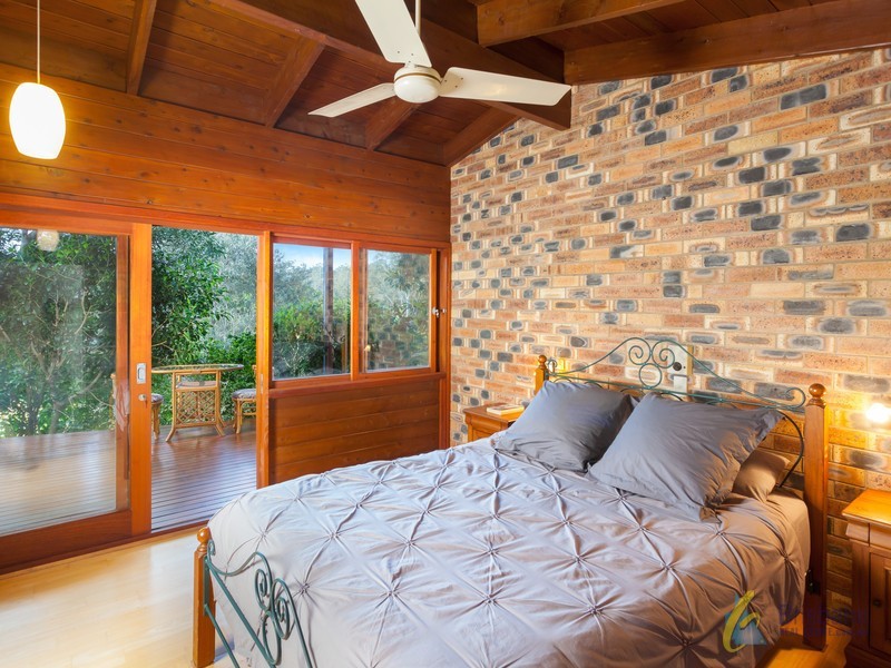 103 Pinjarra Road, Pinjarra Hills QLD 4069