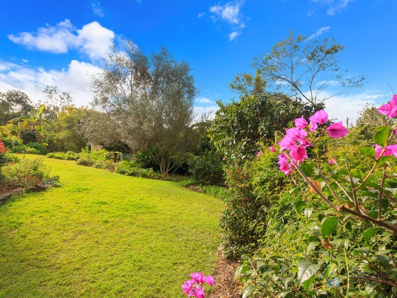 103 Pinjarra Road, Pinjarra Hills QLD 4069