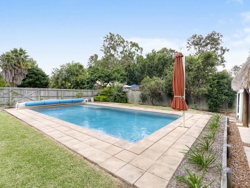 40 College Road, Karana Downs QLD 4306