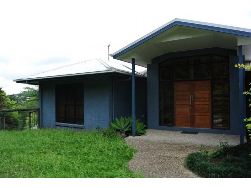 25 Woodward Place, Pullenvale QLD 4069