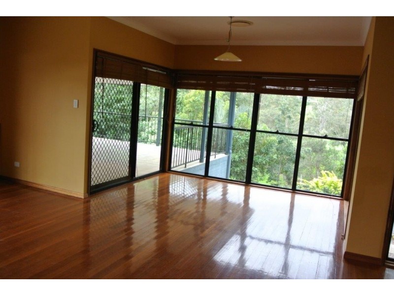 25 Woodward Place, Pullenvale QLD 4069