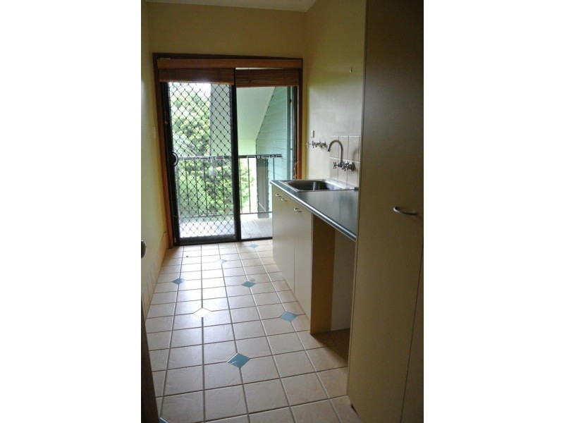 25 Woodward Place, Pullenvale QLD 4069