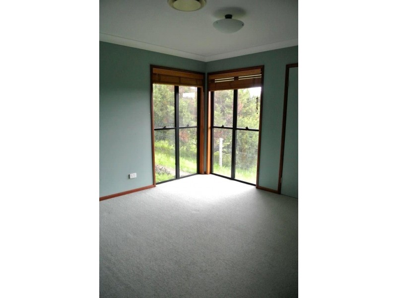 25 Woodward Place, Pullenvale QLD 4069