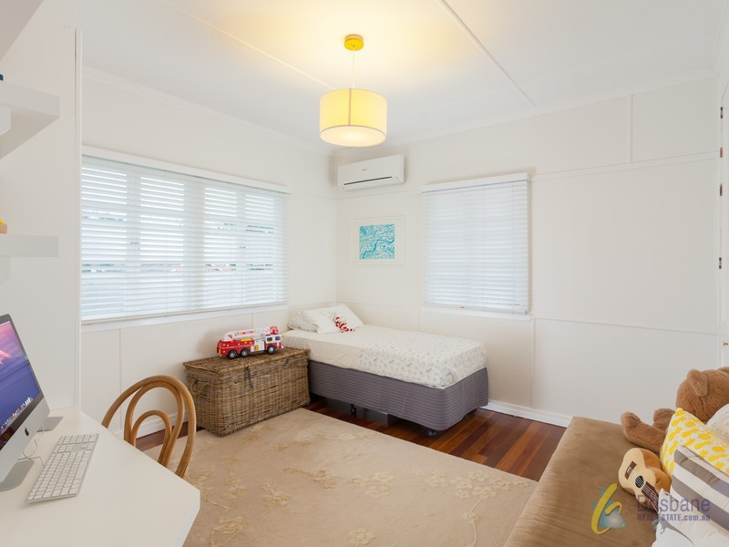 83 Byth Street, Stafford QLD 4053